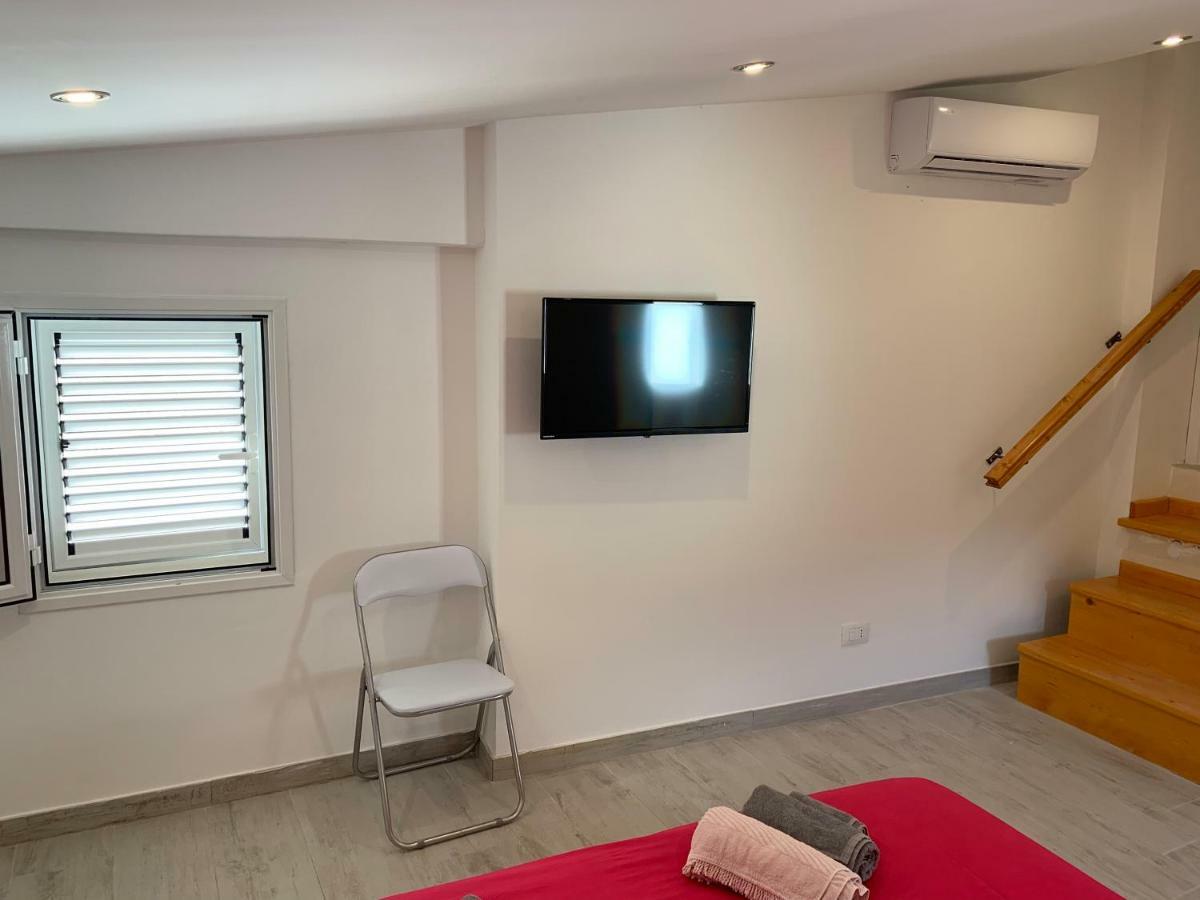 Deni'S Apartments Per 4 シラクーサ エクステリア 写真